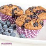 Briose cu afine si dovlecei / Blueberry & courgette muffins